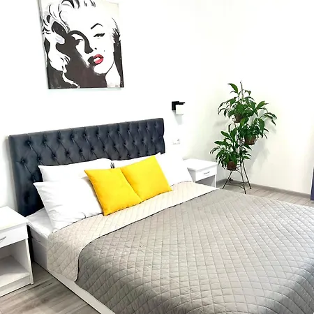 Osapart At A Complex Shevchenka 21 아파트