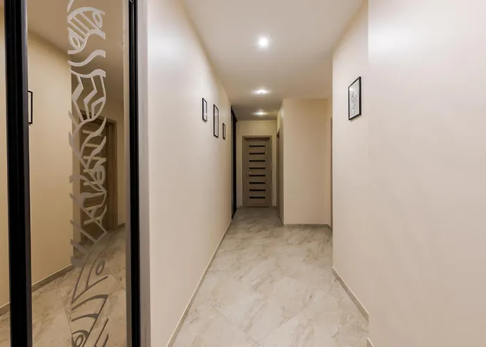 Osapart At A Complex Shevchenka 21 * リヴィウ